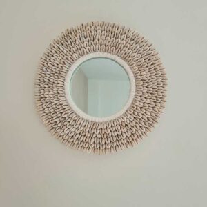 Kauri schelpen spiegel rond 30 cm